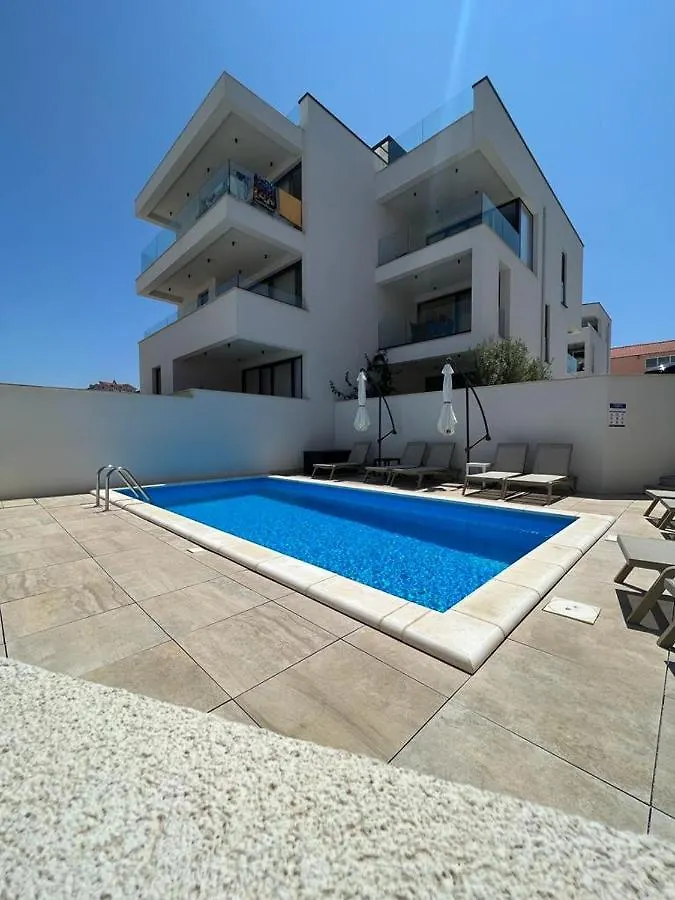 Luxury Apartment Casia With Heated Pool And Pleasent Terrace Trogir Croatia